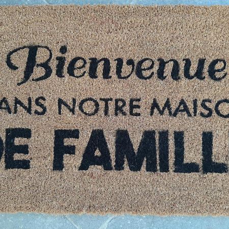 גו Gite Au Coeur Du Luberon מראה חיצוני תמונה